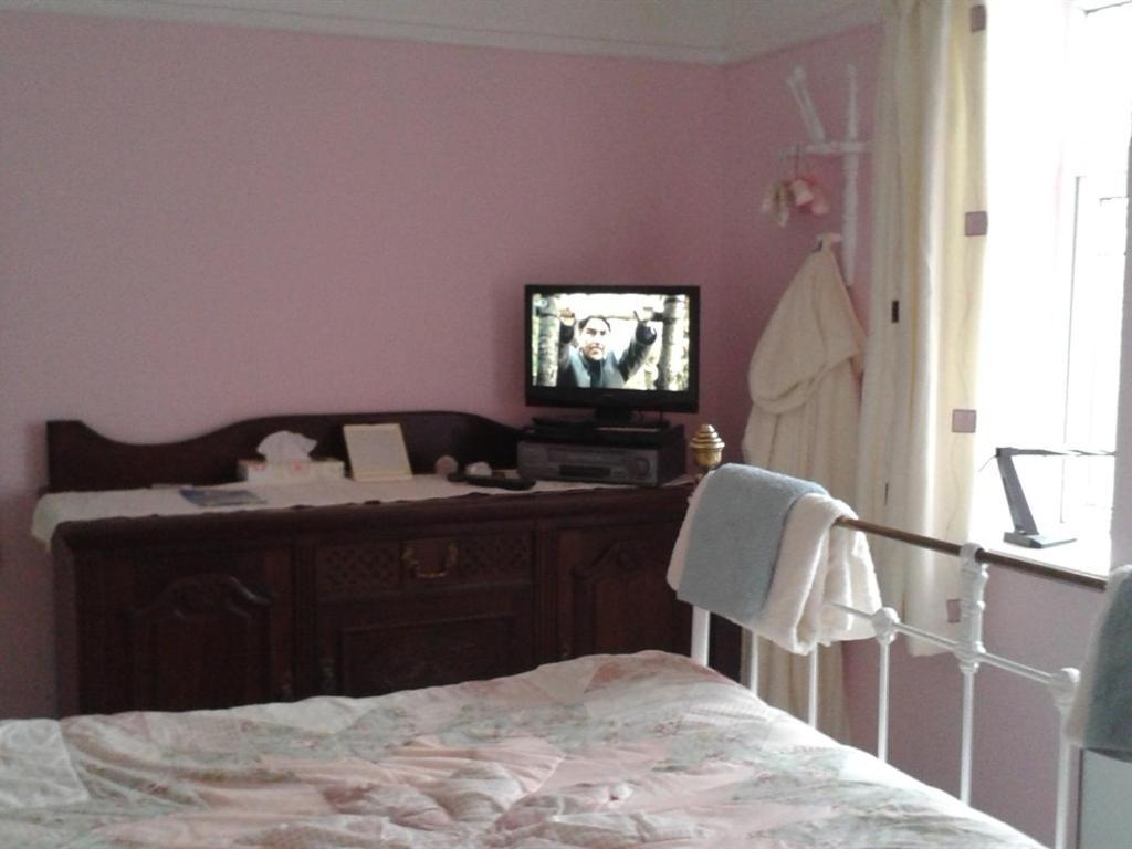 Ebborways Farm Bed And Breakfast Priddy Стая снимка