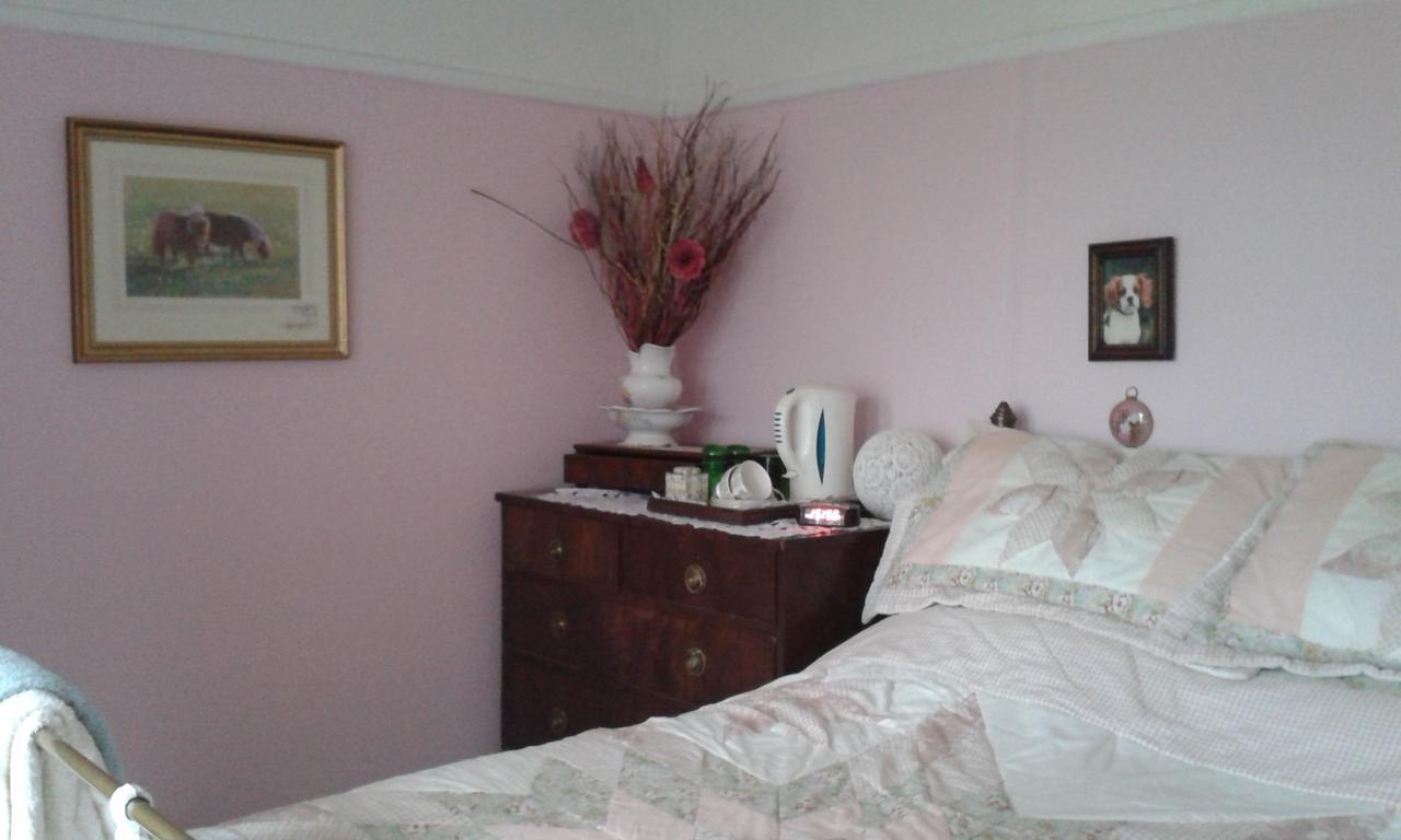 Ebborways Farm Bed And Breakfast Priddy Стая снимка